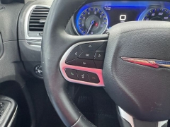 Used 2018  Chrysler 300 4d Sedan RWD Touring at NEXCAR near Spring&comma; TX