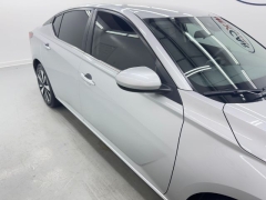 Used 2022  Nissan Altima 2.5 SV Sedan at NEXCAR near Spring, TX