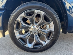 Used 2019  Ram 1500 2WD Crew Cab Limited at NEXCAR near Spring, TX