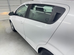 Used 2017  Chevrolet Sonic 4d Hatchback LT w/1FL at NEXCAR near Spring, TX