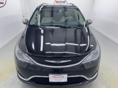 Used 2020  Chrysler Pacifica 4d Wagon Limited at NEXCAR near Spring, TX