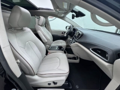 Used 2020  Chrysler Pacifica 4d Wagon Limited at NEXCAR near Spring&comma; TX