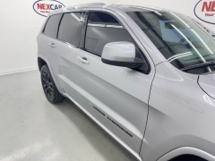 Used 2019  Jeep Grand Cherokee 4d SUV 4WD Laredo Altitude at NEXCAR near Spring, TX