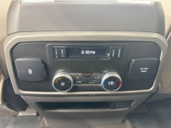 Used 2020  Ford Expedition 4d SUV 2WD XLT at NEXCAR near Spring&comma; TX