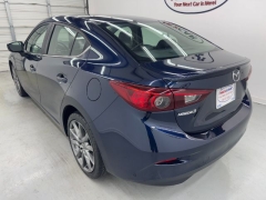 Used 2018  Mazda Mazda3 4d Sedan Touring Auto at Nexcar near Spring&comma; TX