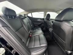 Used 2019  Nissan Maxima 4d Sedan SV at NEXCAR near Spring, TX