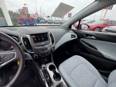 Used 2019  Chevrolet Cruze 4d Hatchback LT at Nexcar near Spring&comma; TX