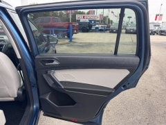 Used 2020  Volkswagen Tiguan 4d SUV SE 4Motion at Nexcar near Spring&comma; TX