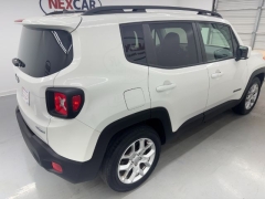 Used 2017  Jeep Renegade 4d SUV FWD Latitude at NEXCAR near Spring, TX