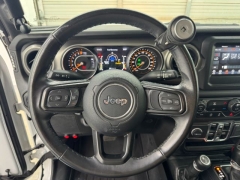 Used 2021  Jeep Gladiator Sport S 4x4 at NEXCAR near Spring&comma; TX