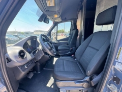 Used 2019  Mercedes-Benz Sprinter 2500 Crew Van 144" WB High Roof 9100 GVW V6 at NEXCAR near Spring&comma; TX