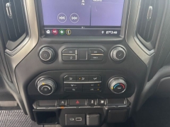 Used 2020  Chevrolet Silverado 1500 2WD Crew Cab LT at NEXCAR near Spring&comma; TX