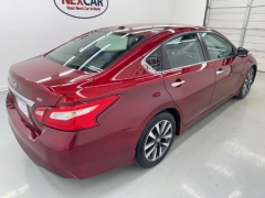 Used 2017  Nissan Altima 4d Sedan 2&period;5L SV at NEXCAR near Spring&comma; TX
