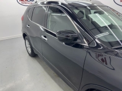 Used 2017  Nissan Rogue 4d SUV AWD SV at NEXCAR near Spring&comma; TX