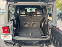 Used 2018  Jeep Wrangler Unlimited 4d SUV 4WD Rubicon at NEXCAR near Spring, TX