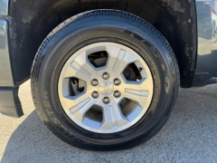 Used 2017  Chevrolet Silverado 1500 4WD Crew Cab LT Z71 at NEXCAR near Spring, TX