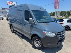 Used 2019  Mercedes-Benz Sprinter 2500 Crew Van 144" WB High Roof 9100 GVW V6 at NEXCAR near Spring&comma; TX