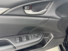 Used 2017  Honda Civic Sedan 4d Touring at NEXCAR near Spring, TX