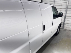 Used 2017  Chevrolet Express Van 2500 Van at NEXCAR near Spring&comma; TX