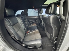 Used 2019  Jeep Grand Cherokee 4d SUV 4WD Laredo Altitude at NEXCAR near Spring, TX