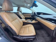 Used 2016  Lexus ES 350 4dr Sdn at NEXCAR near Spring, TX