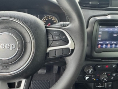 Used 2018  Jeep Renegade 4d SUV FWD Latitude at NEXCAR near Spring&comma; TX