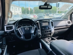 Used 2018  Nissan Titan XD 4WD Crew Cab SV at NEXCAR near Spring&comma; TX