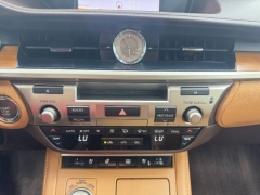 Used 2016  Lexus ES 350 4dr Sdn at NEXCAR near Spring, TX