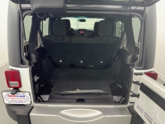 Used 2017  Jeep Wrangler Unlimited 4d Convertible Sahara at NEXCAR near Spring&comma; TX