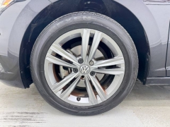 Used 2019  Volkswagen Jetta 4d Sedan 1&period;4T R-Line at NEXCAR near Spring&comma; TX