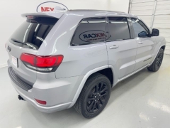 Used 2019  Jeep Grand Cherokee 4d SUV 4WD Laredo Altitude at NEXCAR near Spring, TX