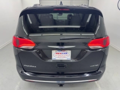 Used 2020  Chrysler Pacifica 4d Wagon Limited at NEXCAR near Spring&comma; TX