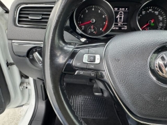 Used 2017  Volkswagen Jetta 4d Sedan SEL at NEXCAR near Spring&comma; TX