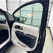 Used 2021  Chrysler Voyager LXI FWD at NEXCAR near Spring, TX