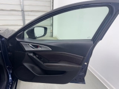 Used 2018  Mazda Mazda3 4d Sedan Touring Auto at Nexcar near Spring&comma; TX