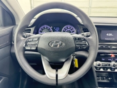 Used 2020  Hyundai Elantra 4d Sedan SE at NEXCAR near Spring, TX