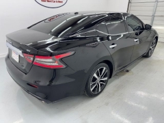 Used 2021  Nissan Maxima SV 3&period;5L at NEXCAR near Spring&comma; TX