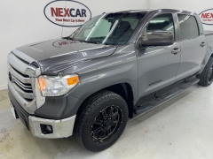 Used 2016  Toyota Tundra 2WD CrewMax SR5 4.6L at NEXCAR near Spring, TX