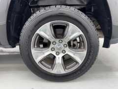 Used 2020  Ram 1500 2WD Crew Cab Laramie at NEXCAR near Spring&comma; TX