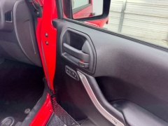 Used 2016  Jeep Wrangler Unlimited 4d Convertible Sahara at NEXCAR near Spring&comma; TX