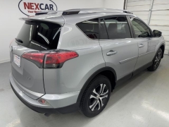Used 2018  Toyota RAV4 4d SUV FWD LE at NEXCAR near Spring&comma; TX