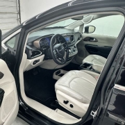 Used 2021  Chrysler Voyager LXI FWD at NEXCAR near Spring, TX