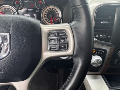Used 2016  Ram 1500 2WD Crew Cab Laramie at NEXCAR near Spring&comma; TX