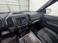 Used 2019  Ford Expedition 4d SUV 2WD Limited at NEXCAR near Spring&comma; TX