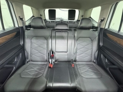 Used 2024  Volkswagen Atlas 2&period;0T SE w&sol;Technology FWD at NEXCAR near Spring&comma; TX