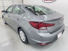 Used 2020  Hyundai Elantra 4d Sedan SE at NEXCAR near Spring, TX