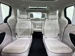 Used 2020  Chrysler Pacifica 4d Wagon Limited at NEXCAR near Spring, TX