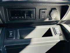 Used 2018  Nissan Titan XD 4WD Crew Cab SV at NEXCAR near Spring, TX