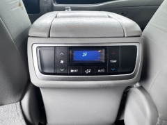 Used 2018  Toyota Highlander 4d SUV FWD XLE at NEXCAR near Spring&comma; TX