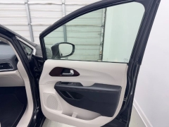 Used 2020  Chrysler Pacifica 4d Wagon Limited at NEXCAR near Spring, TX